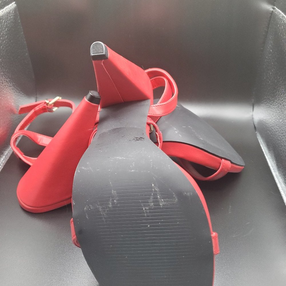 Red Pump